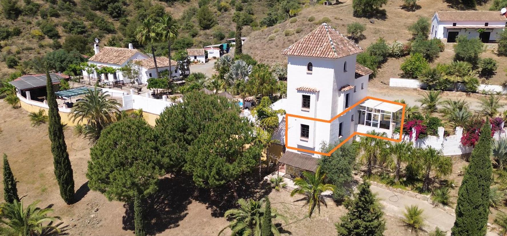Castle Tower Ground Floor Apartment In Rural Holiday Park 'Cezanne' Tolox Dış mekan fotoğraf